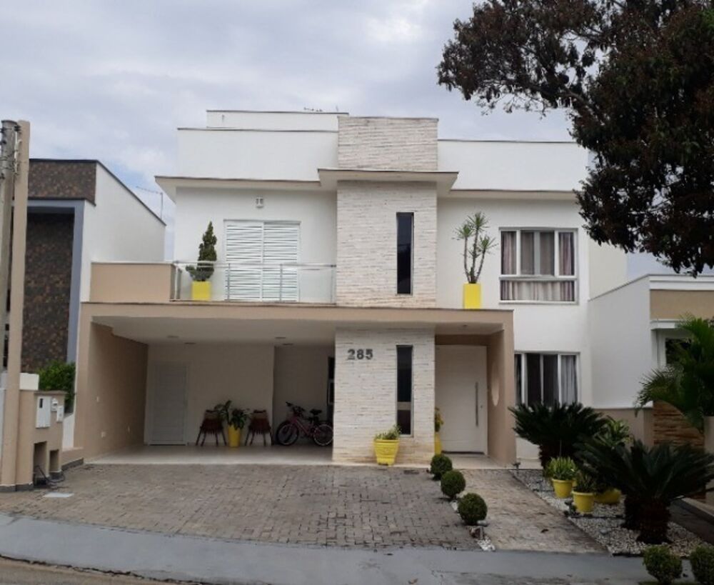 Casa, 3 quartos, 235 m² - Foto 1