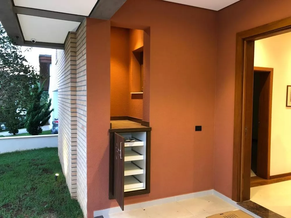 Casa à venda com 4 quartos, 370m² - Foto 14