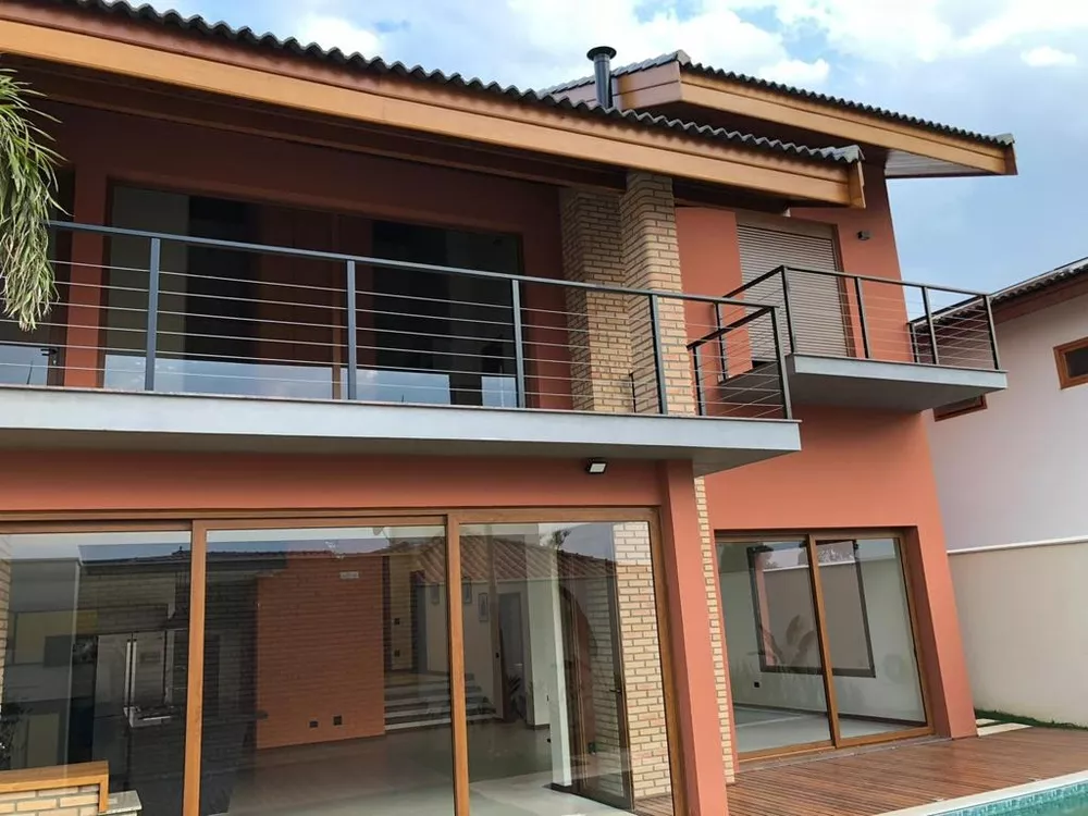 Casa à venda com 4 quartos, 370m² - Foto 2