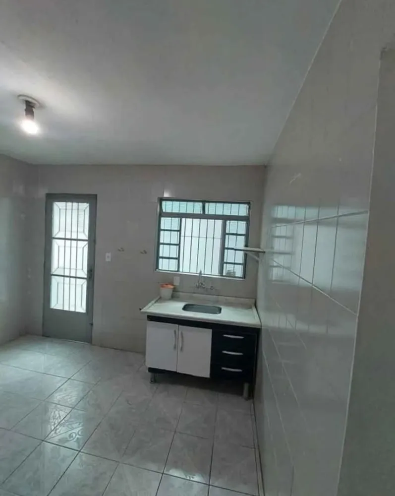 Casa, 2 quartos, 70 m² - Foto 1