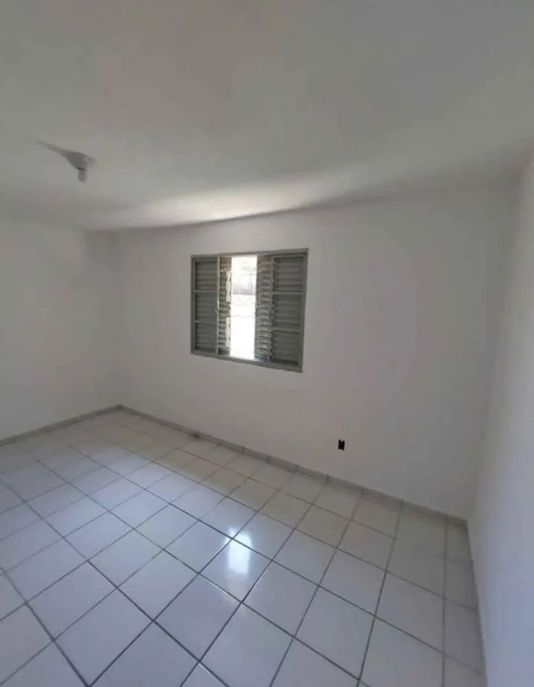 Casa, 2 quartos, 70 m² - Foto 2