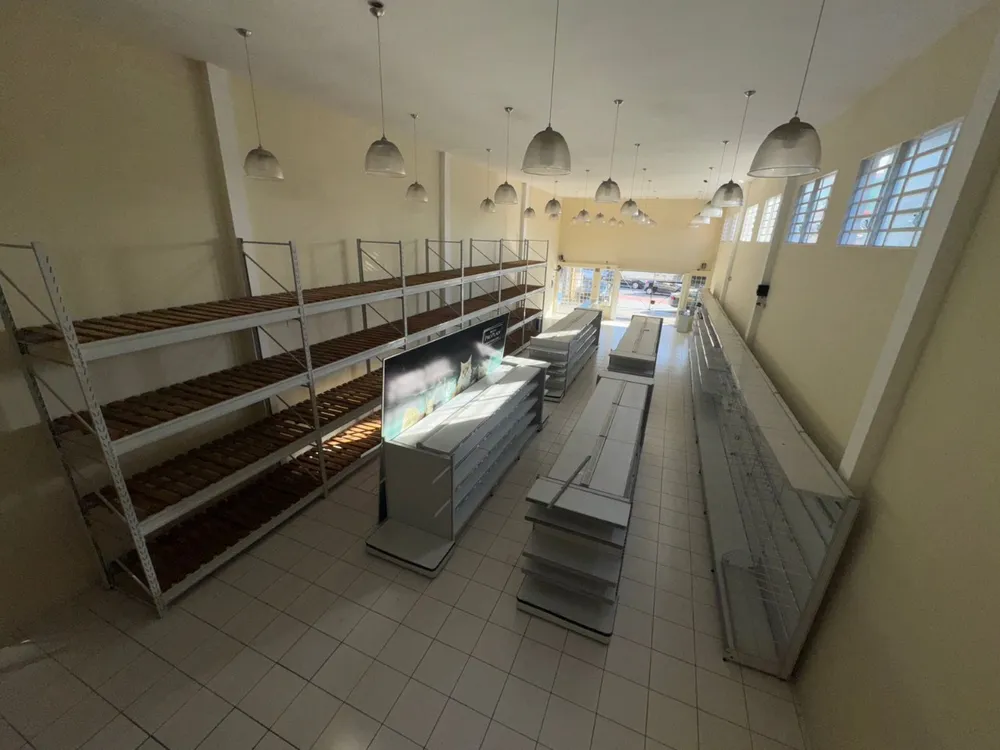 Loja-Salão, 546 m² - Foto 1