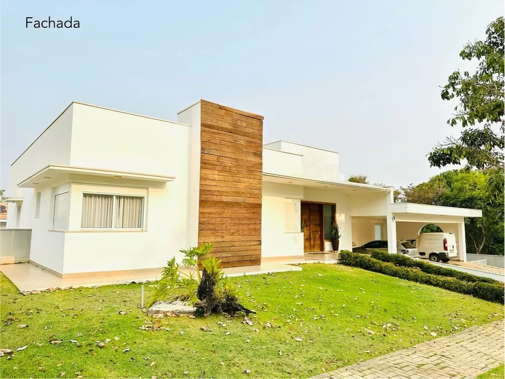 Casa à venda com 5 quartos, 650m² - Foto 1