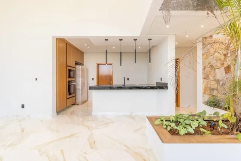 Casa, 3 quartos, 234 m² - Foto 1