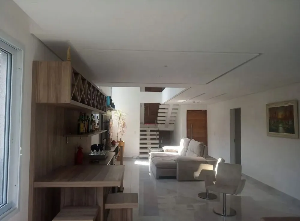 Casa, 4 quartos, 370 m² - Foto 4