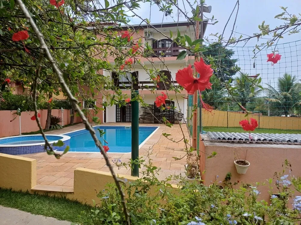 Chácara, 6 quartos, 3000 m² - Foto 1