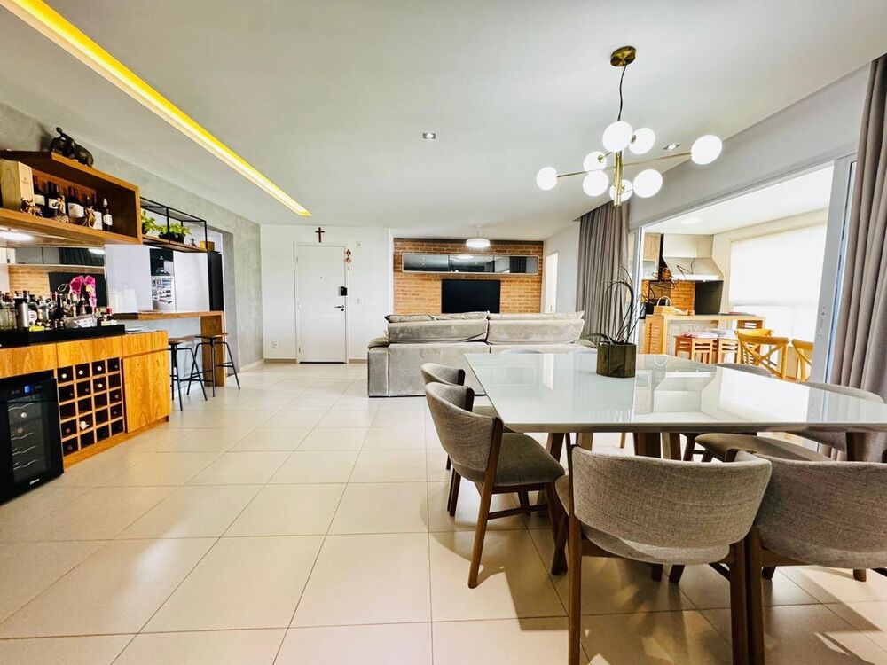 Apartamento, 3 quartos, 151 m² - Foto 1