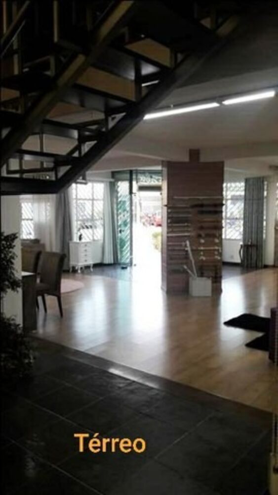 Depósito-Galpão, 1047 m² - Foto 2