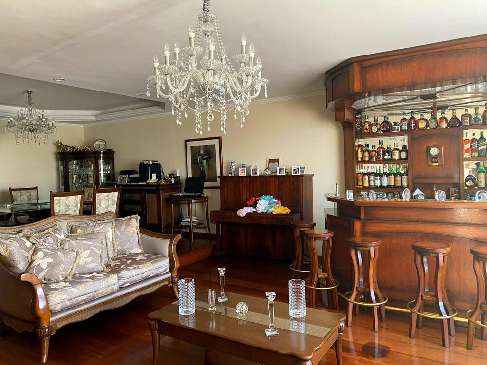 Apartamento, 4 quartos, 211 m² - Foto 1