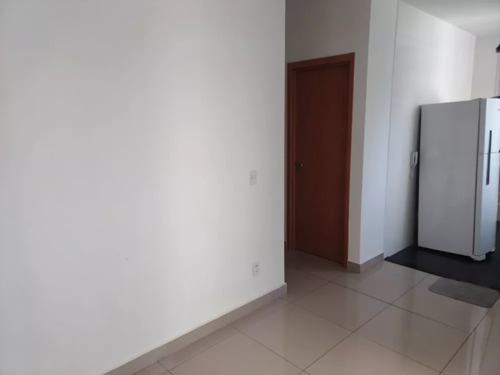 Apartamento à venda com 2 quartos, 48m² - Foto 2