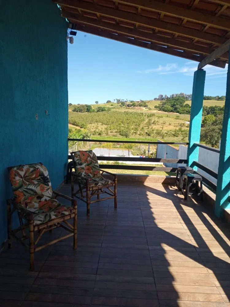 Chácara, 3 quartos, 1300 m² - Foto 1