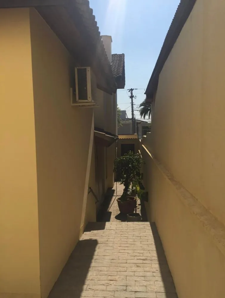 Casa, 3 quartos, 253 m² - Foto 2