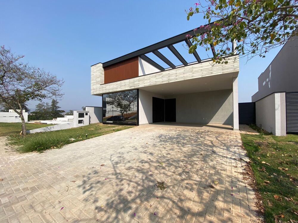 Casa, 3 quartos, 249 m² - Foto 1