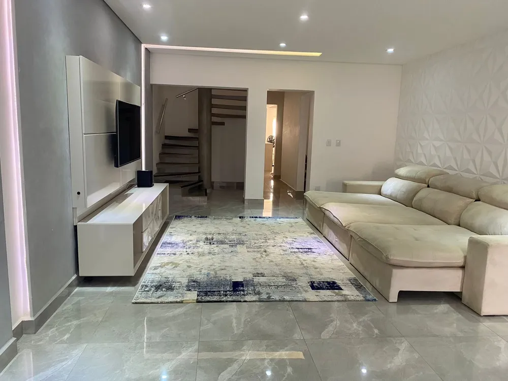Casa, 3 quartos, 272 m² - Foto 8