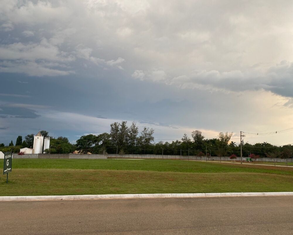 Loteamento e Condomínio, 884 m² - Foto 2