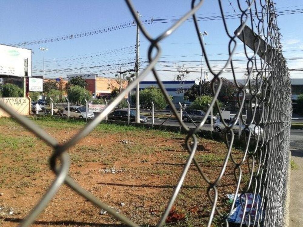 Loteamento e Condomínio, 607 m² - Foto 2