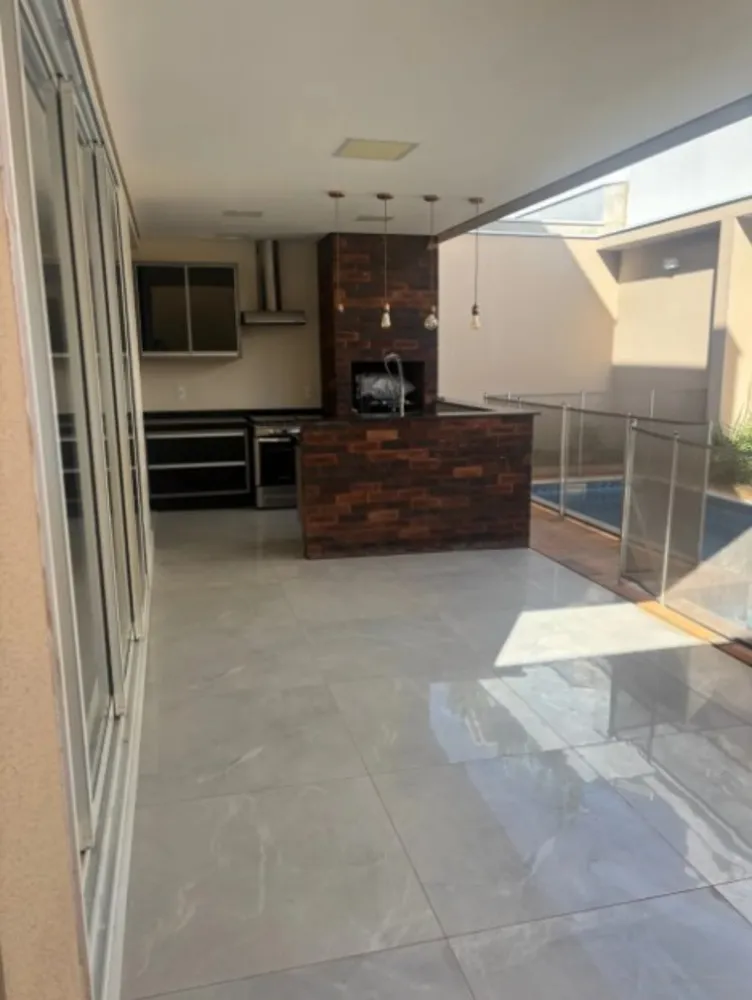 Casa, 3 quartos, 250 m² - Foto 15