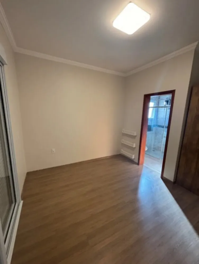 Casa, 3 quartos, 250 m² - Foto 13