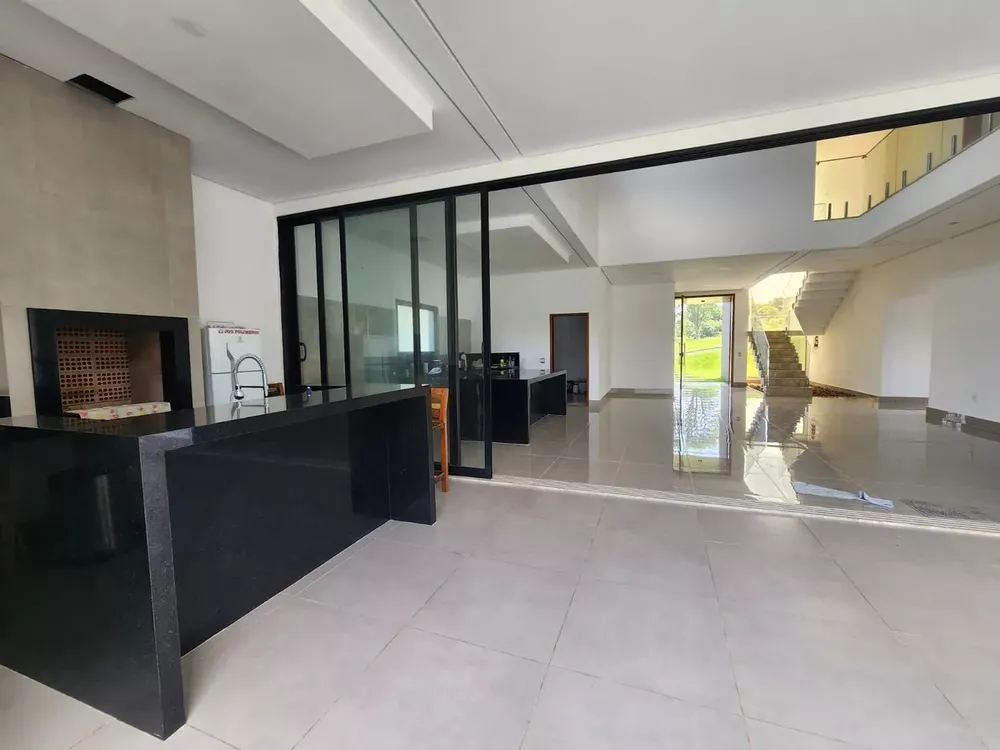 Casa à venda e aluguel com 4 quartos, 450m² - Foto 5