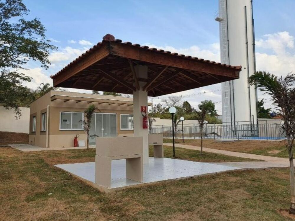 Apartamento à venda e aluguel com 2 quartos, 42m² - Foto 2