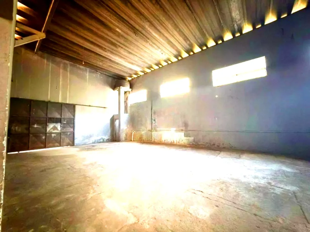 Depósito-Galpão, 800 m² - Foto 1