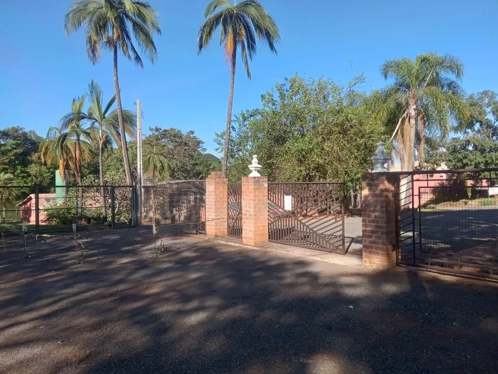 Sítio, 34 quartos, 1 hectares - Foto 2