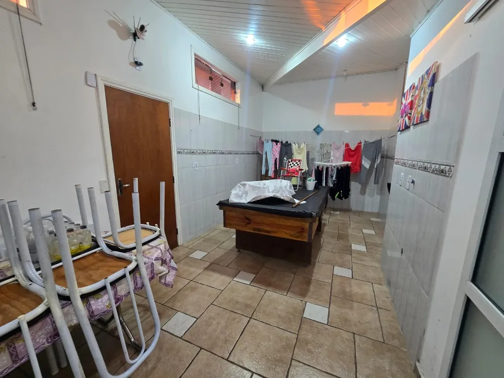 Casa, 3 quartos, 220 m² - Foto 14
