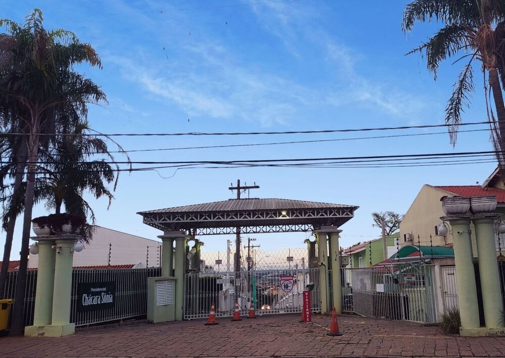 Casa à venda com 3 quartos, 105m² - Foto 3