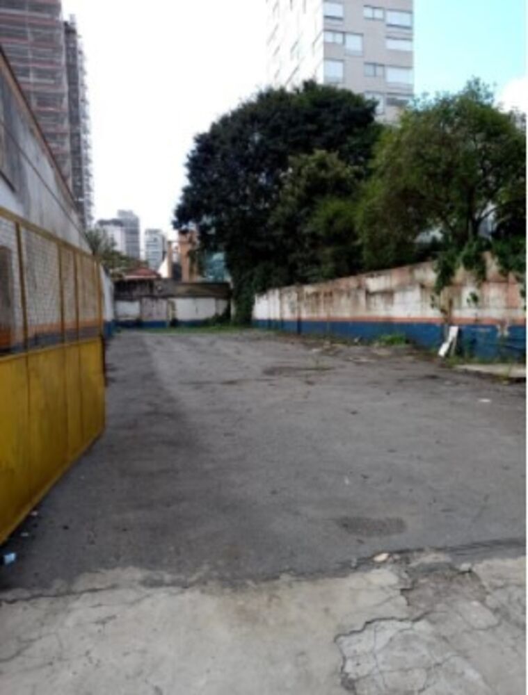 Loteamento e Condomínio para alugar, 400m² - Foto 1