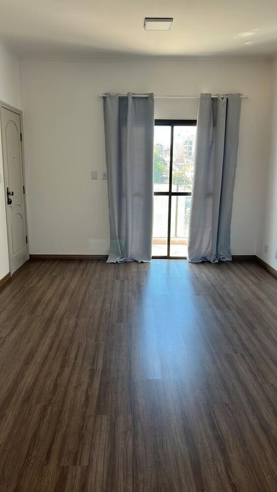 Apartamento à venda com 2 quartos, 66m² - Foto 4