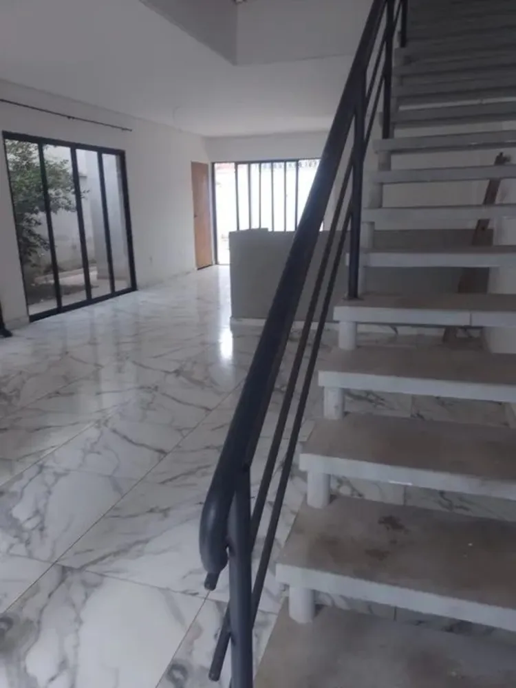 Casa, 3 quartos, 213 m² - Foto 5