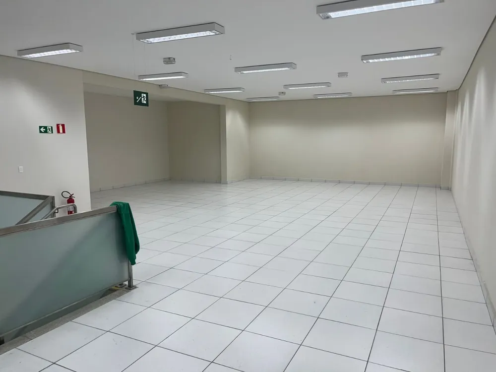 Loja-Salão, 1080 m² - Foto 8