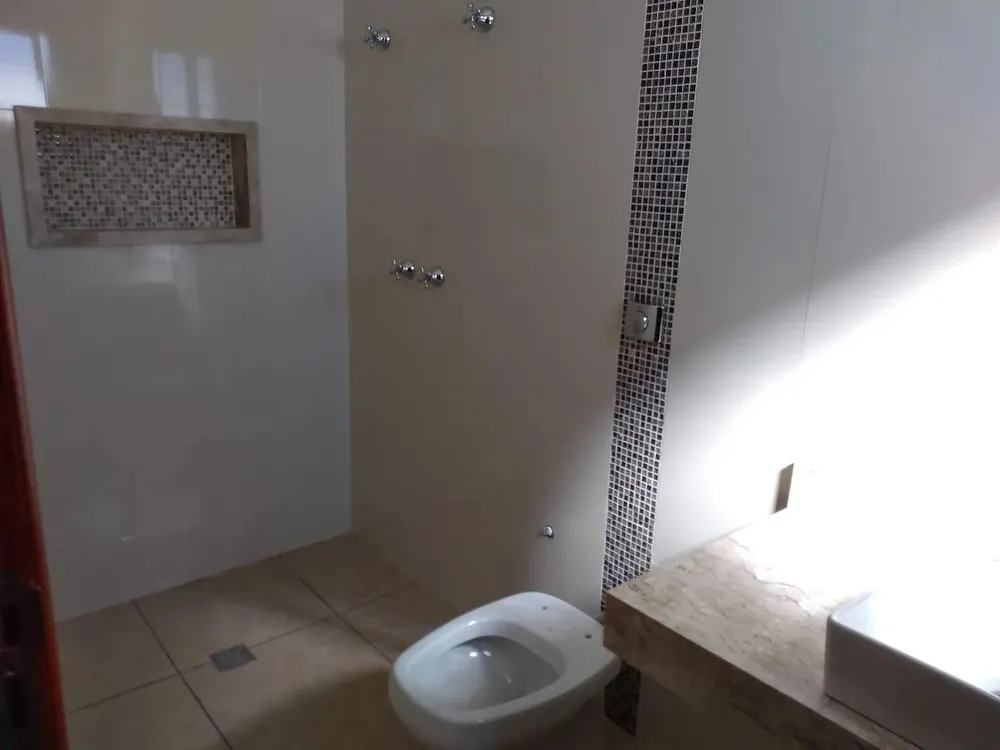 Casa, 3 quartos, 209 m² - Foto 3