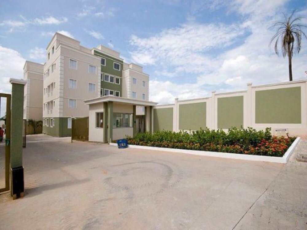 Apartamento à venda com 3 quartos, 22000m² - Foto 1