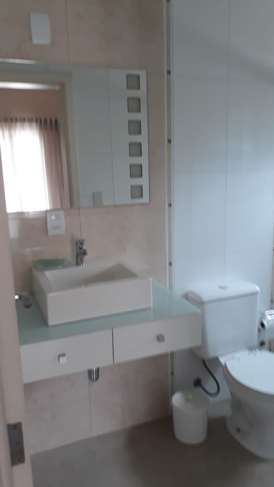 Casa à venda e aluguel com 3 quartos, 420m² - Foto 5