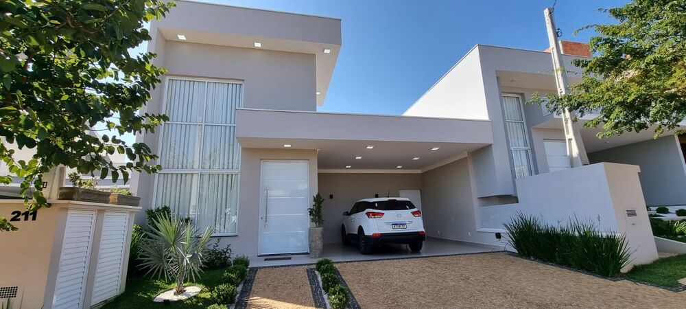 Casa, 3 quartos, 217 m² - Foto 1