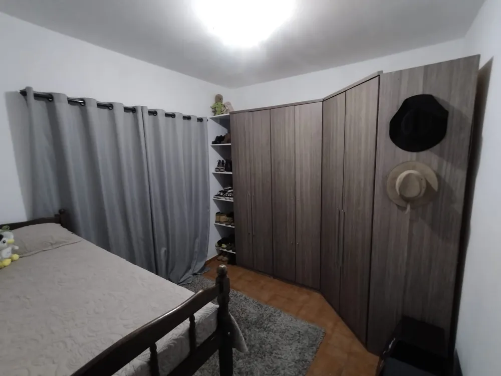 Chácara, 4 quartos, 2228 m² - Foto 9