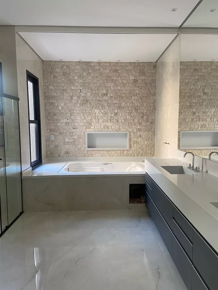 Casa à venda com 4 quartos, 630m² - Foto 4