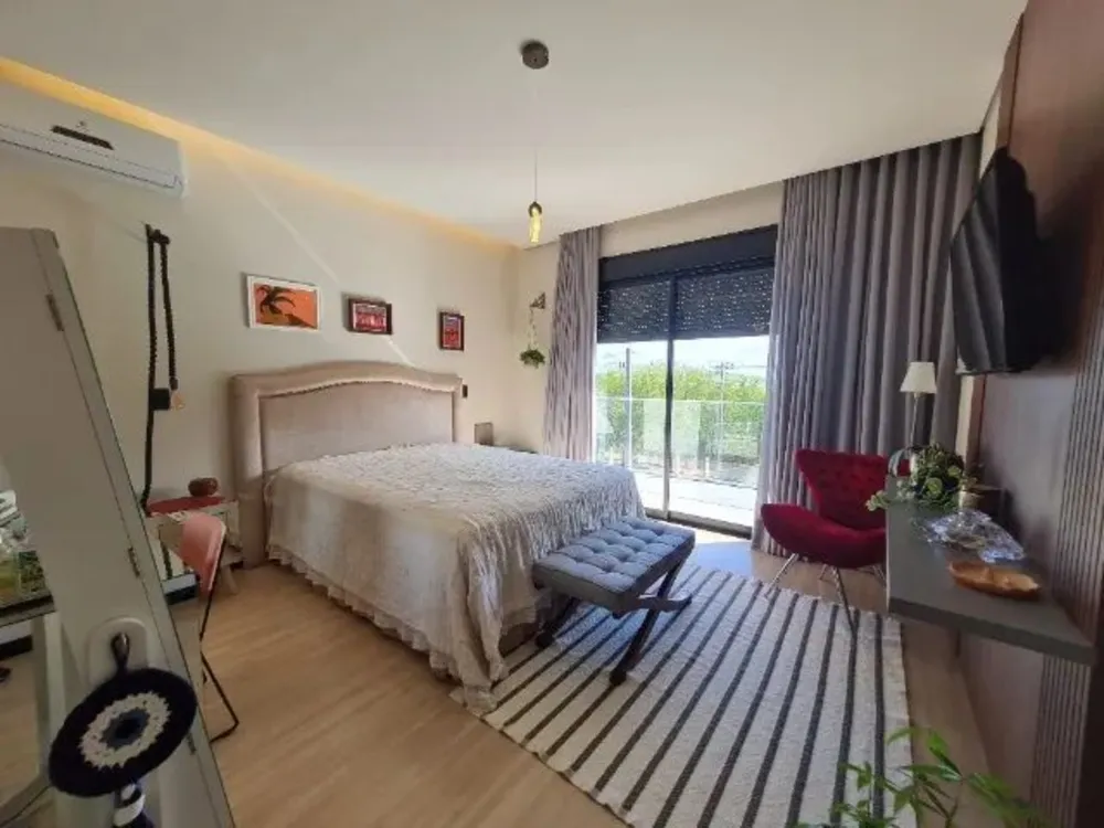Casa, 3 quartos, 226 m² - Foto 11
