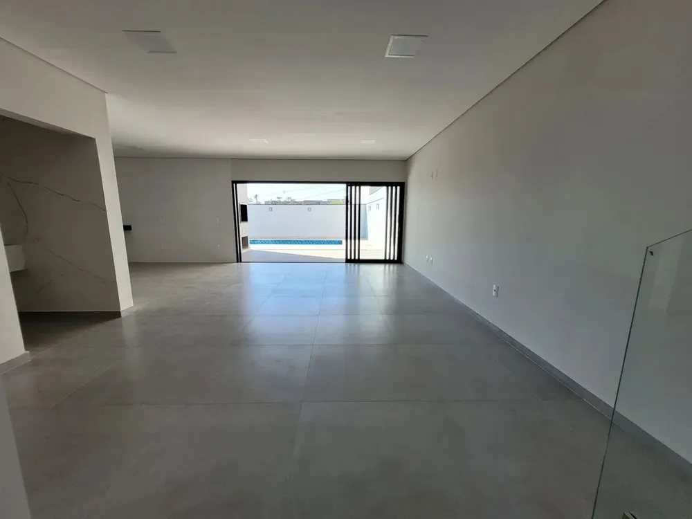 Casa, 3 quartos, 218 m² - Foto 4