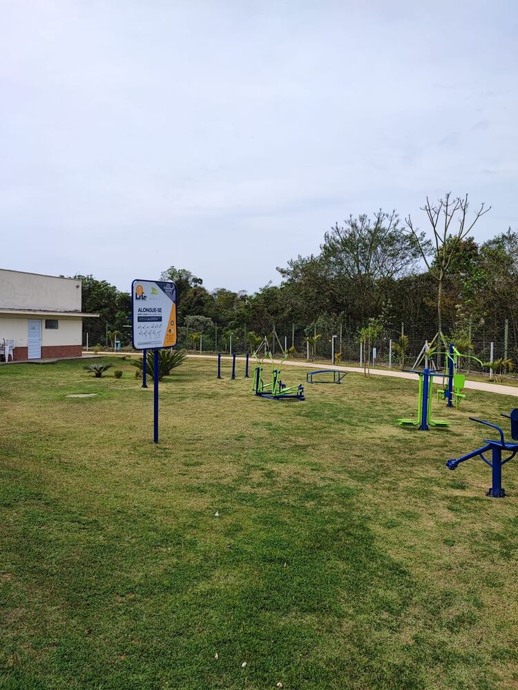 Terreno, 180 m² - Foto 1
