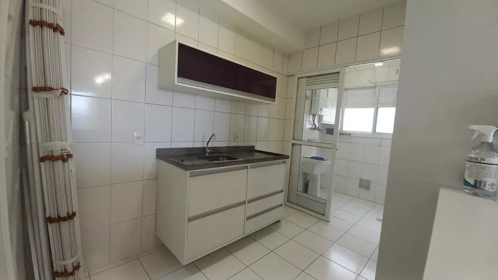 Apartamento à venda com 3 quartos, 85m² - Foto 3