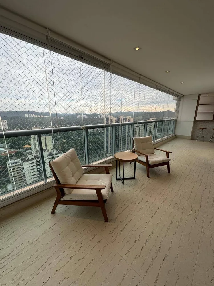 Apartamento, 3 quartos, 315 m² - Foto 1