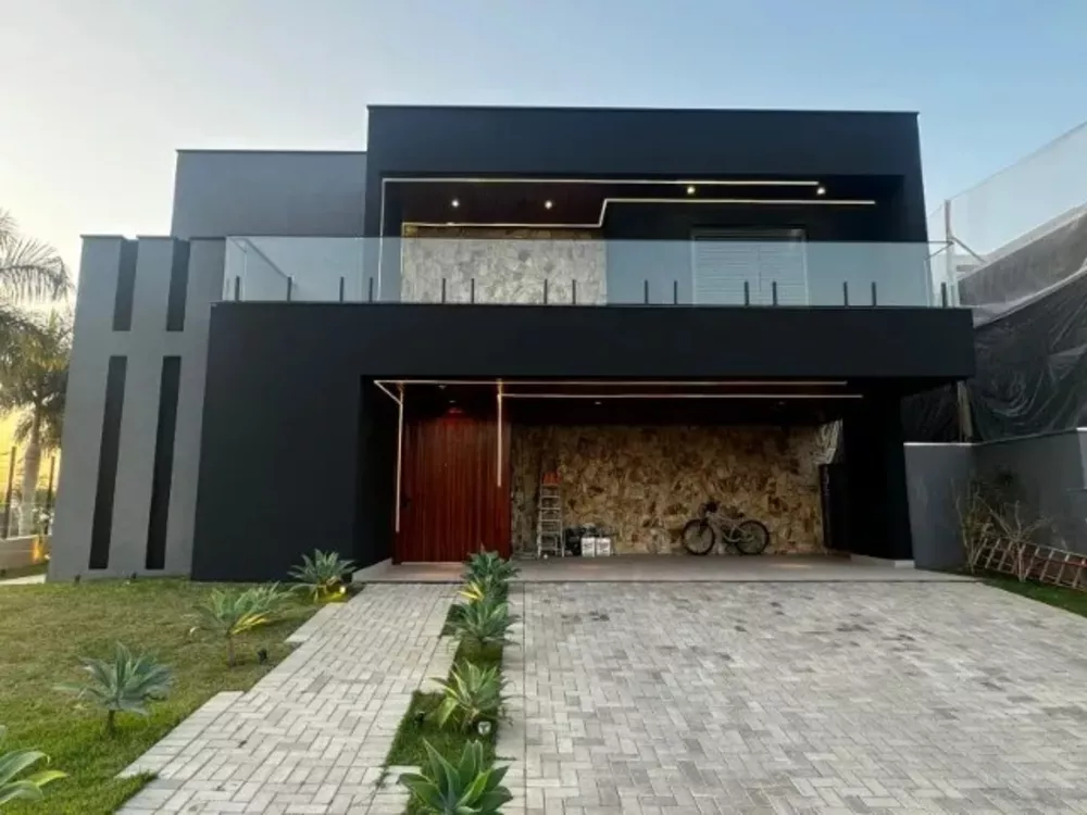 Casa à venda com 5 quartos, 580m² - Foto 1