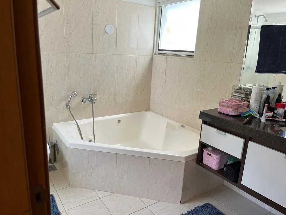 Casa, 4 quartos, 242 m² - Foto 9