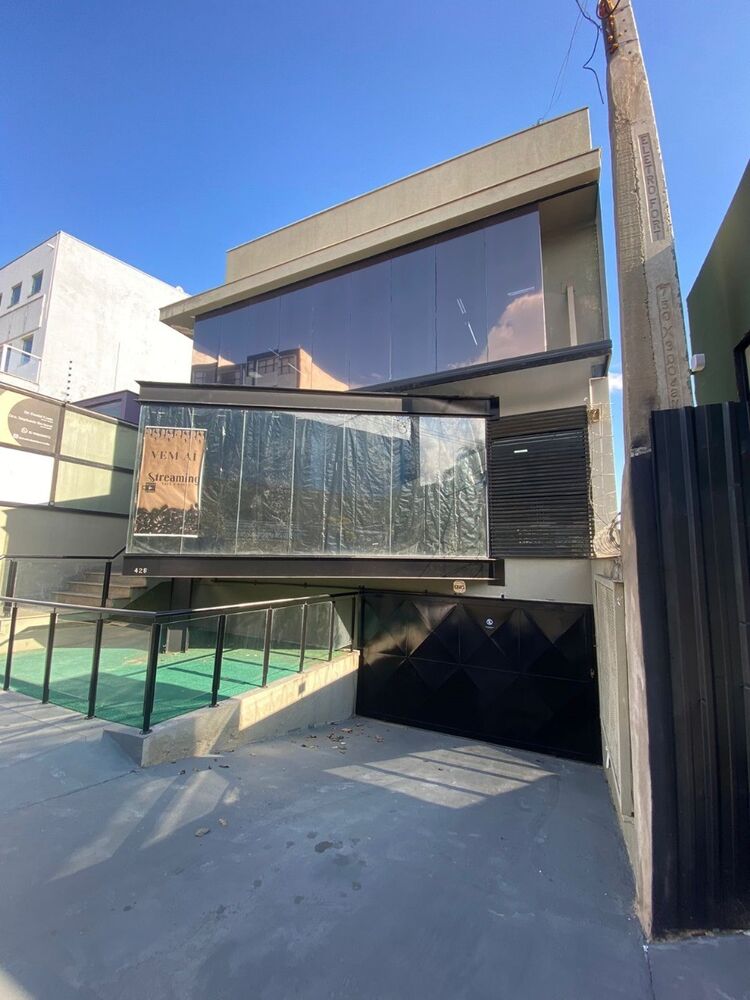 Loja-Salão, 600 m² - Foto 1