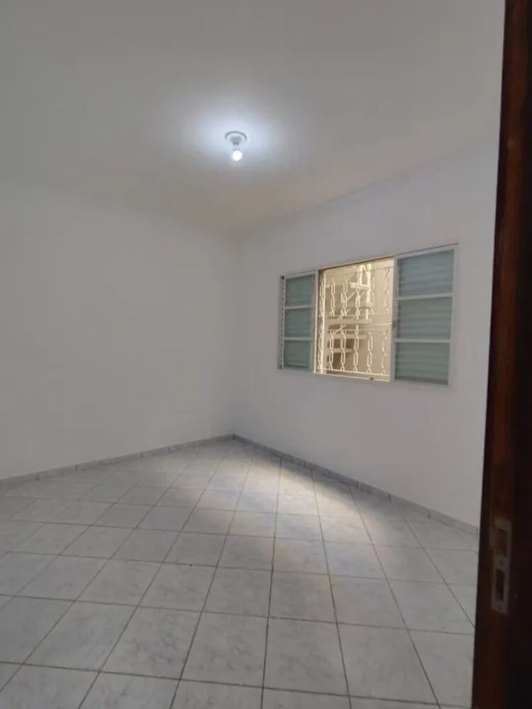 Casa, 2 quartos, 180 m² - Foto 4