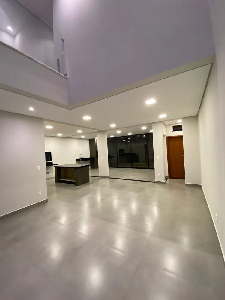 Casa, 3 quartos, 232 m² - Foto 4