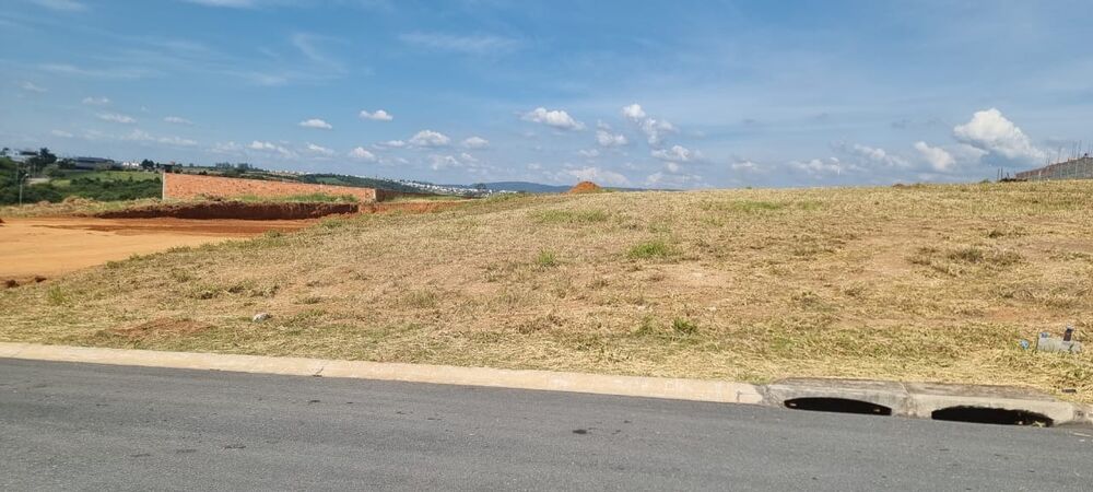Terreno à venda, 1000m² - Foto 1