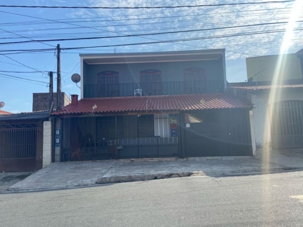 Casa, 2 quartos, 250 m² - Foto 1